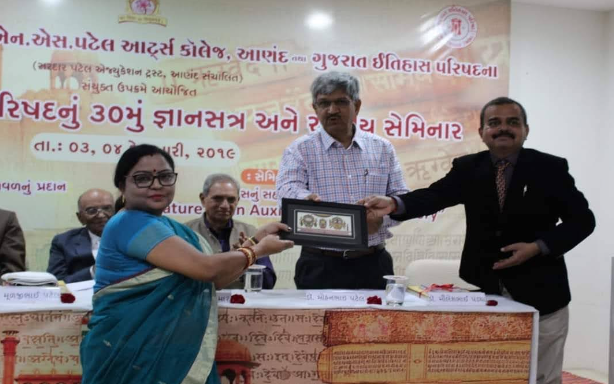 Felicitation of HOD during a seminar held at M.S. University Vadodara Gujarat
